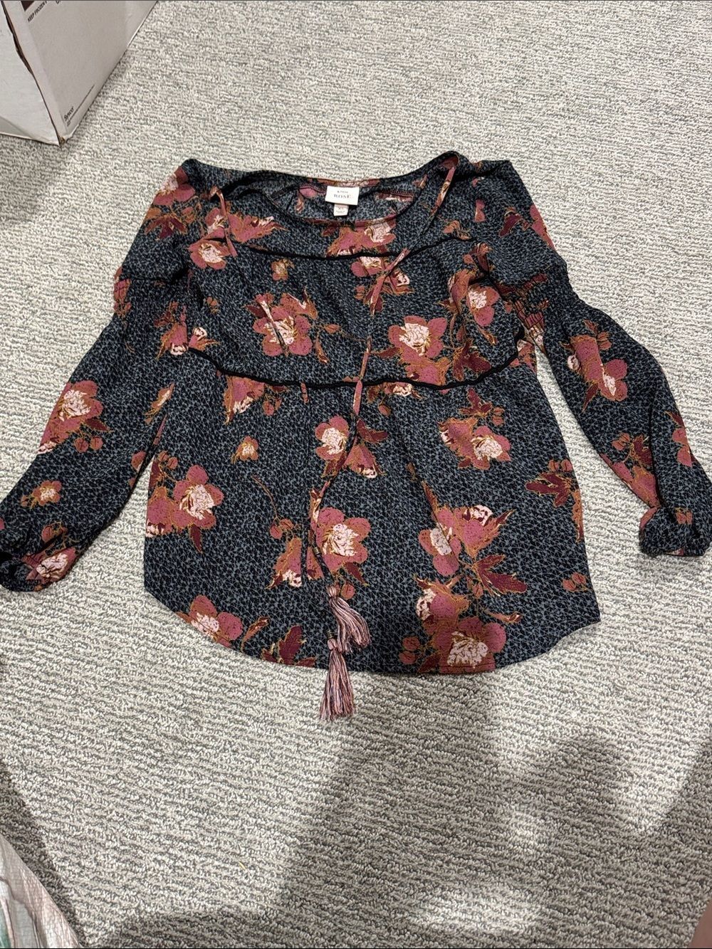 Knox Rose Black Floral Ruffle Peasant Blouse with Rose Print